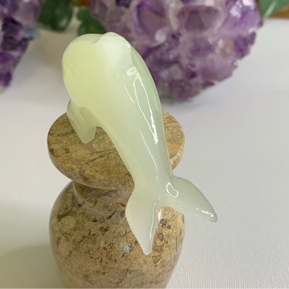 Yellow Calcite Crystal Carved Dolphin Figurine Onyx Animal Figure Polished 3" - Picture 7 of 12
